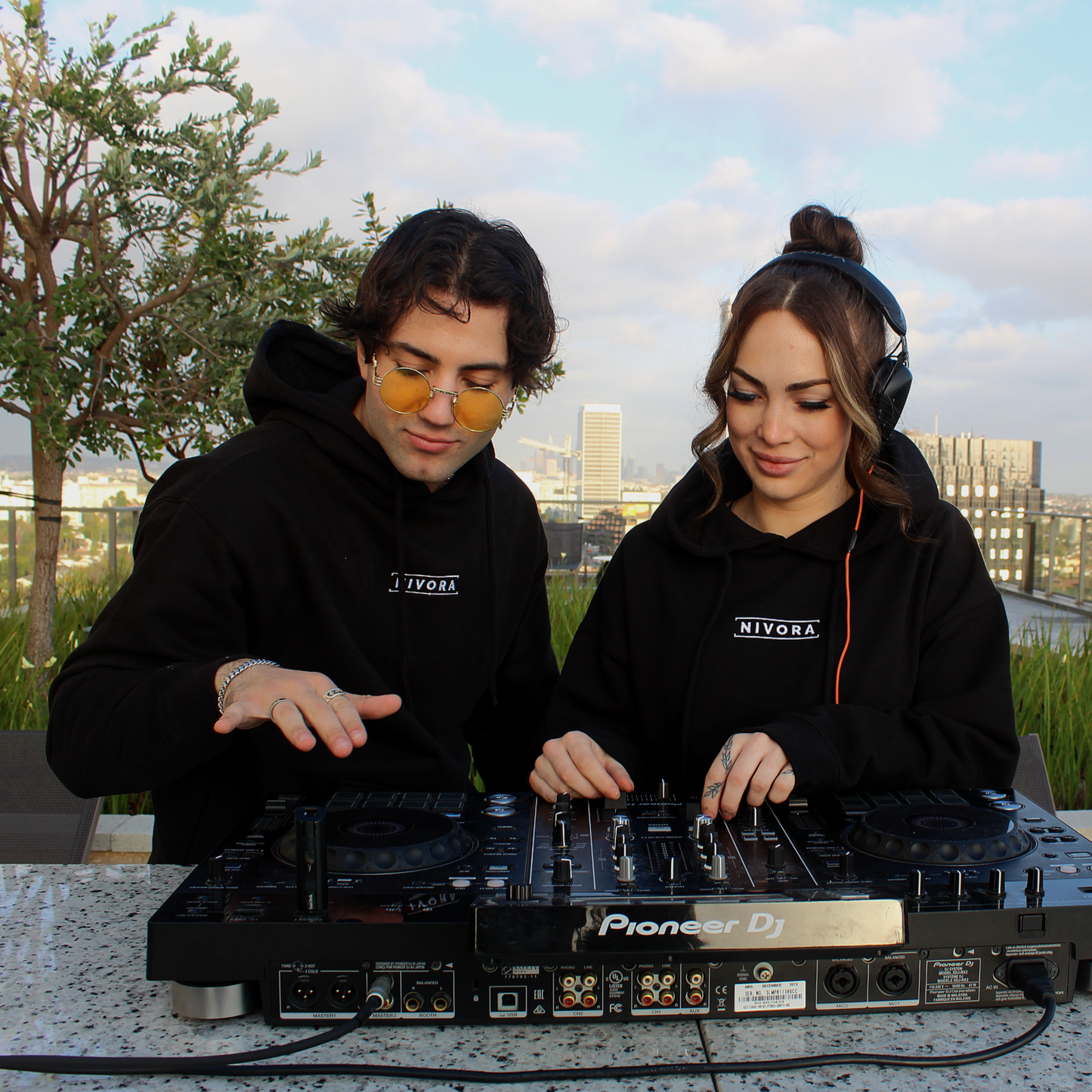 Nivora Classic Hoodie
