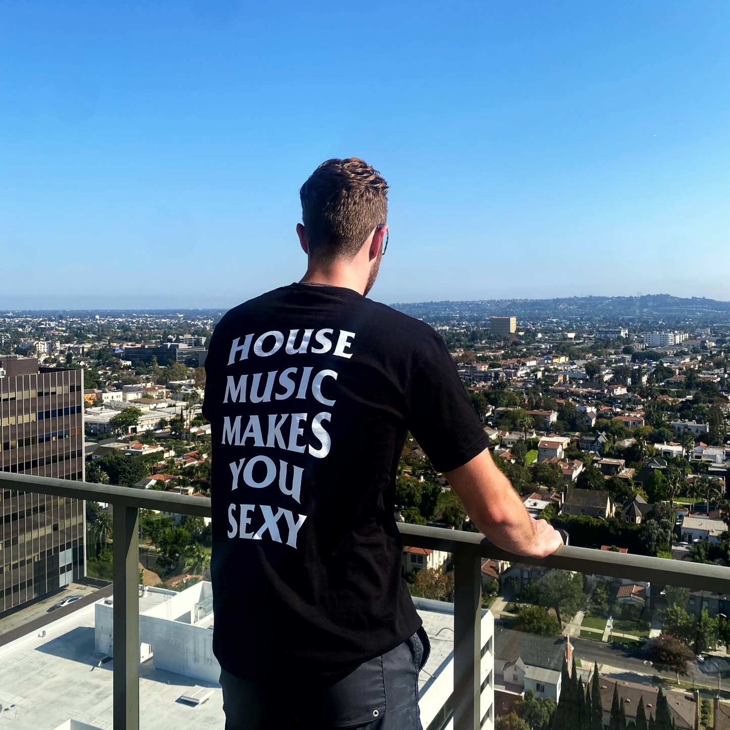 Nivora Classic Tee